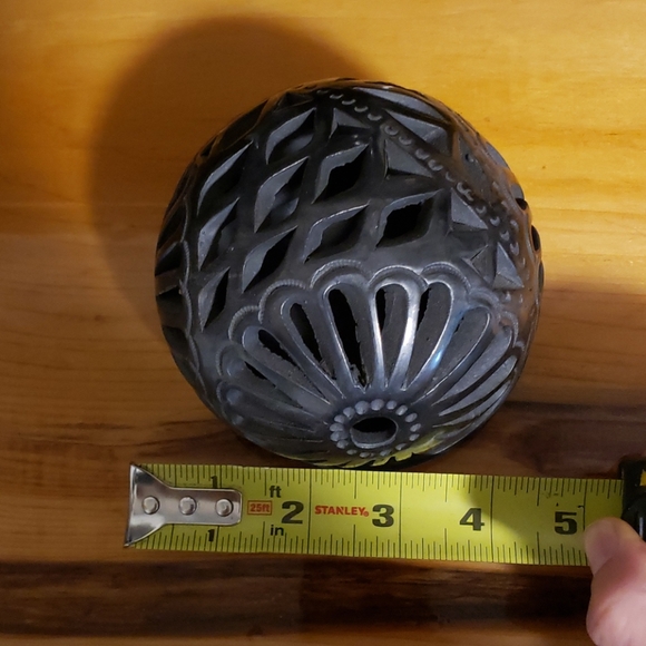 3/50 Handcrafted tealight holder - Picture 2 of 5